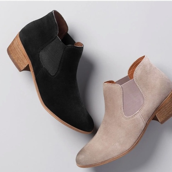 BP. Nordstrom Black Tripp Low Ankle Bootie - Picture 2 of 11